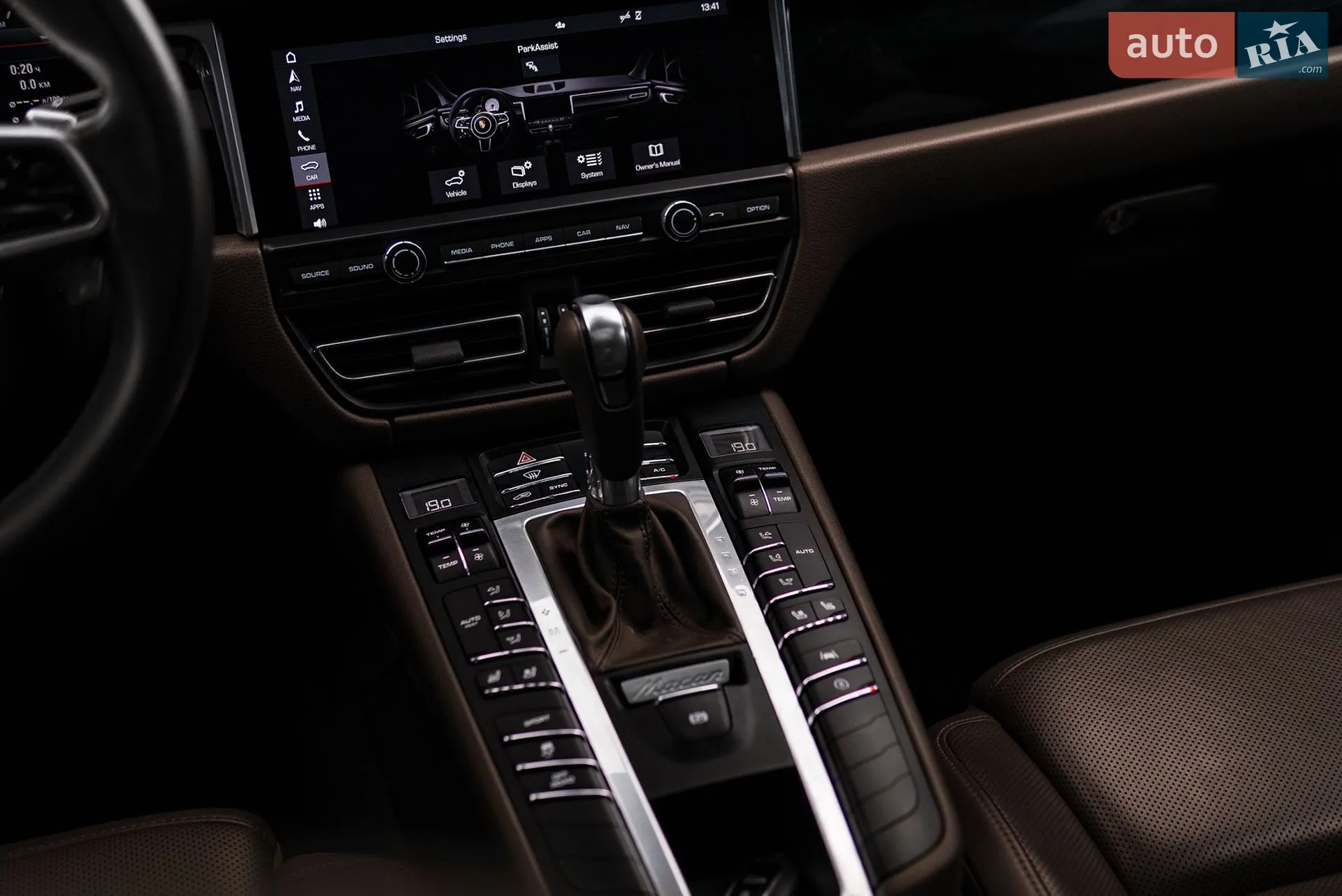2021 Porsche Macan - мініатюра 12
