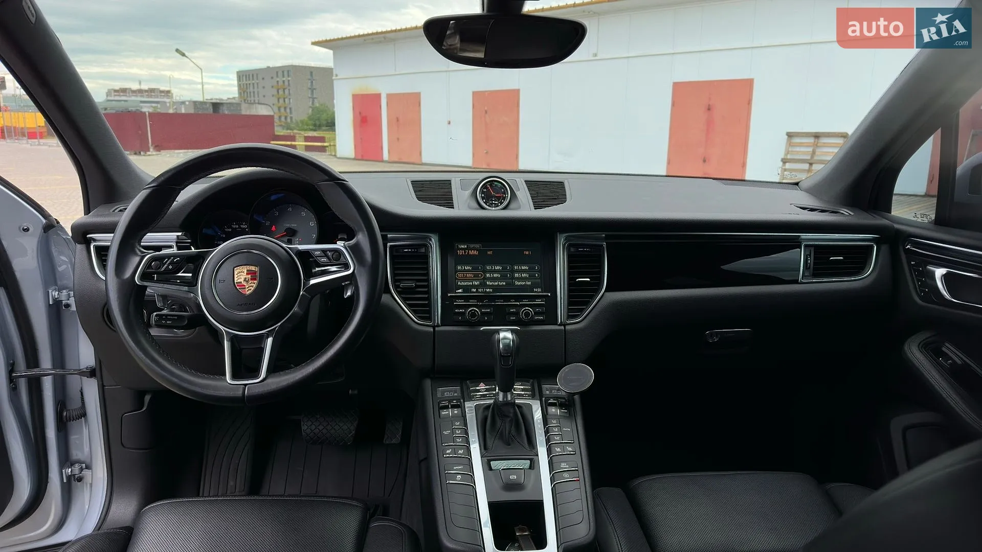 2015 Porsche Macan - мініатюра 18