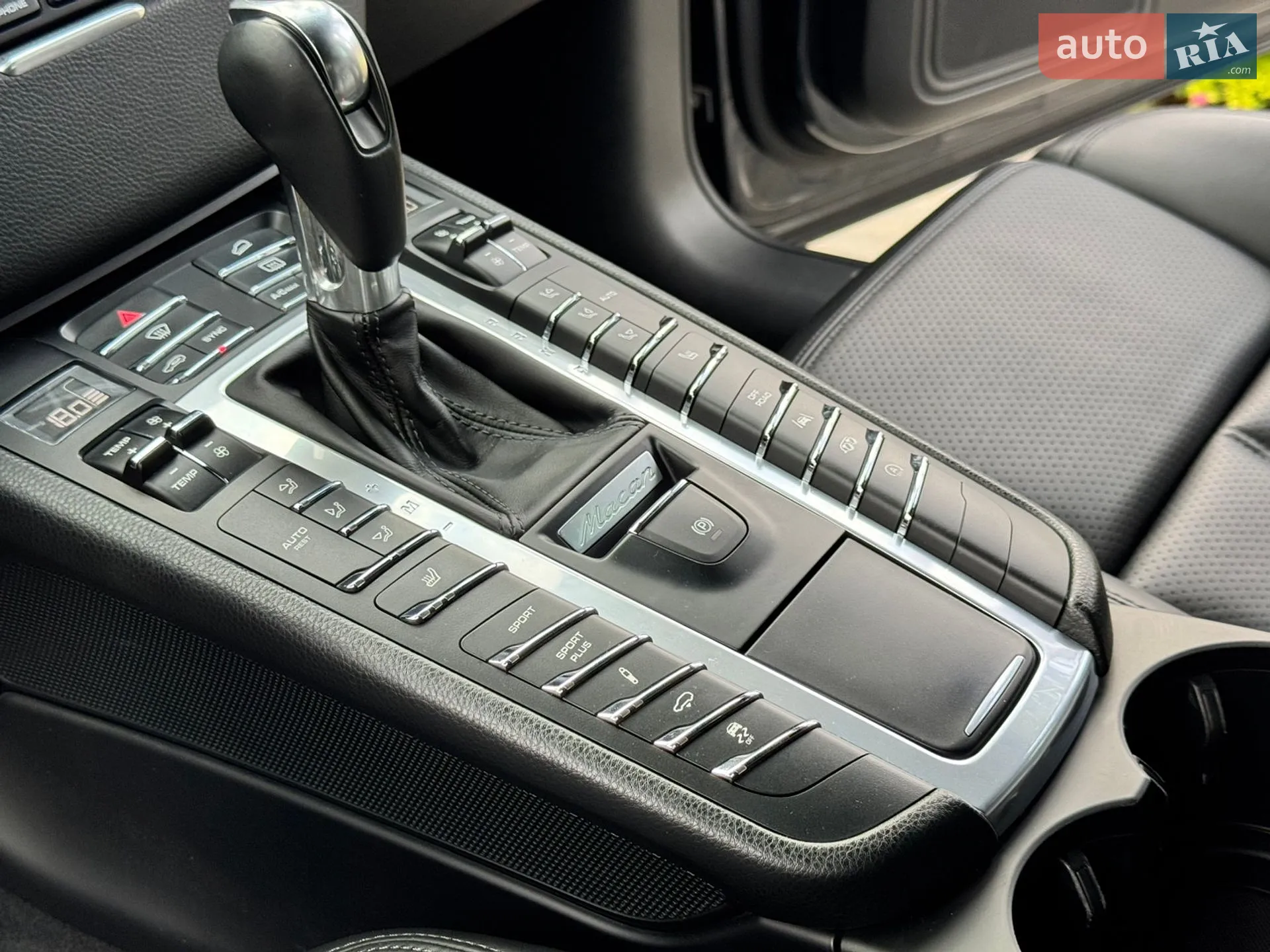 2016 Porsche Macan - мініатюра 83