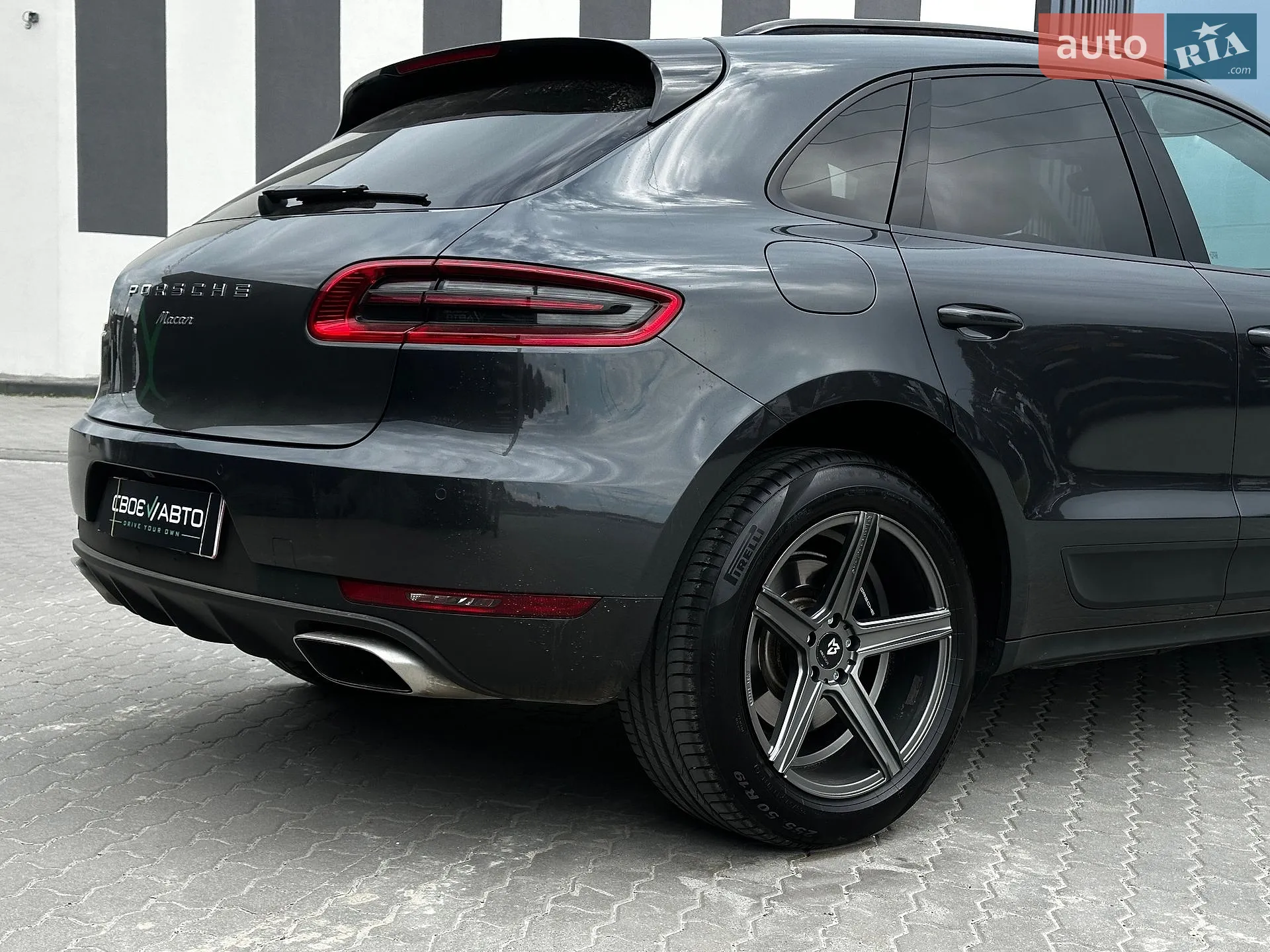 2017 Porsche Macan - мініатюра 16