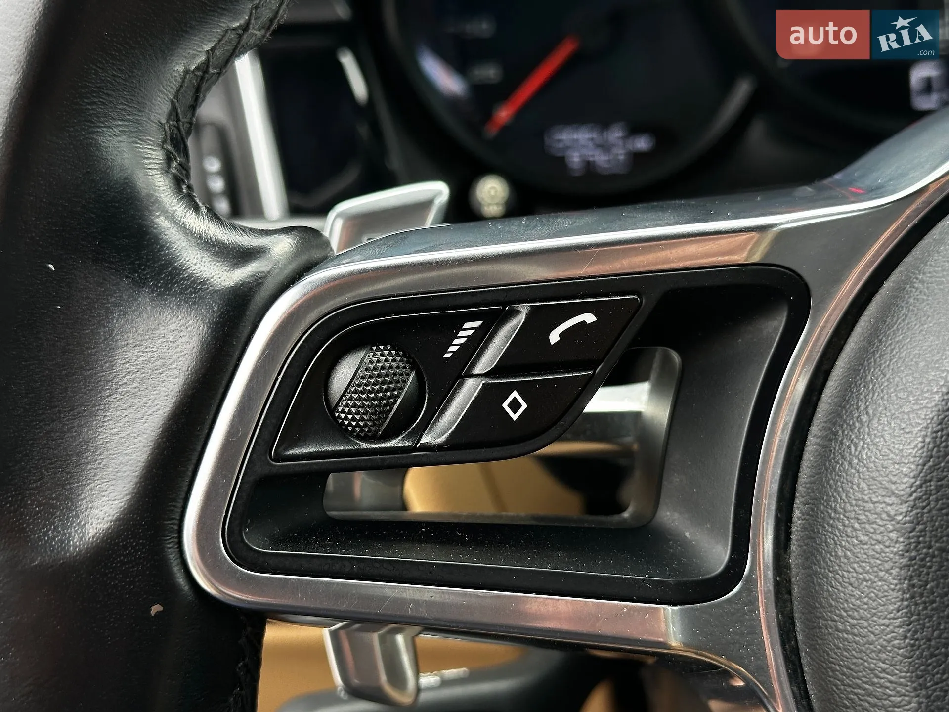 2017 Porsche Macan - мініатюра 36