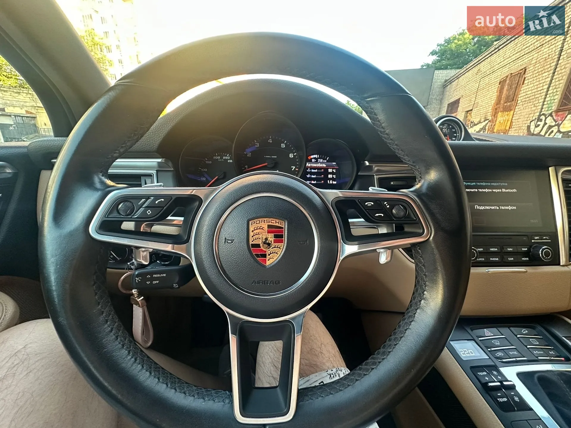 2016 Porsche Macan - мініатюра 23