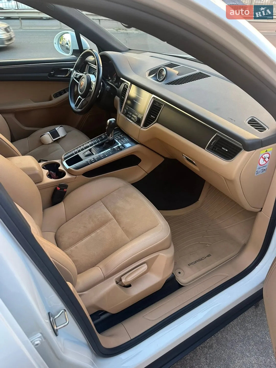 2016 Porsche Macan - мініатюра 47