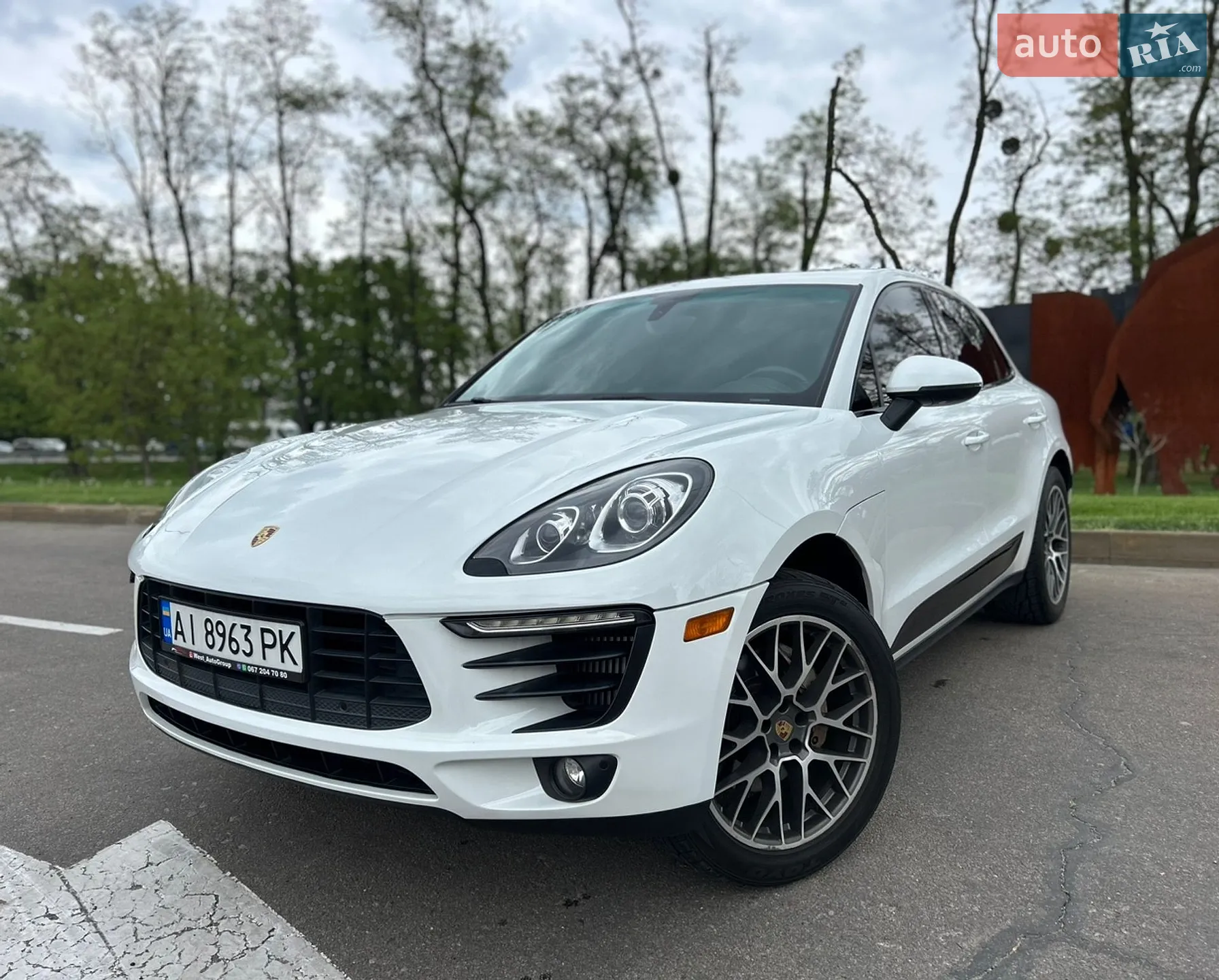 2015 Porsche Macan - мініатюра 2