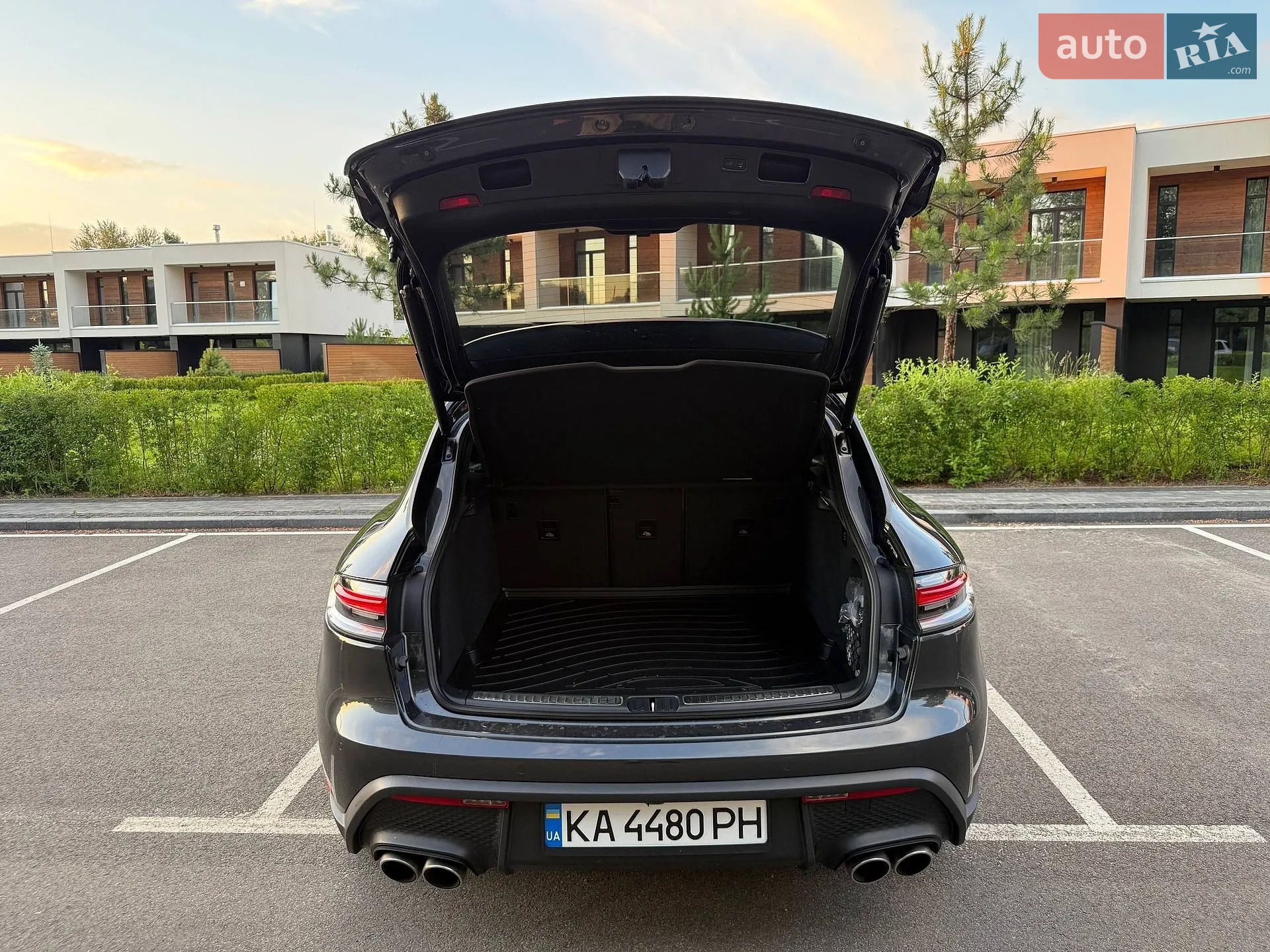 2021 Porsche Macan - мініатюра 47