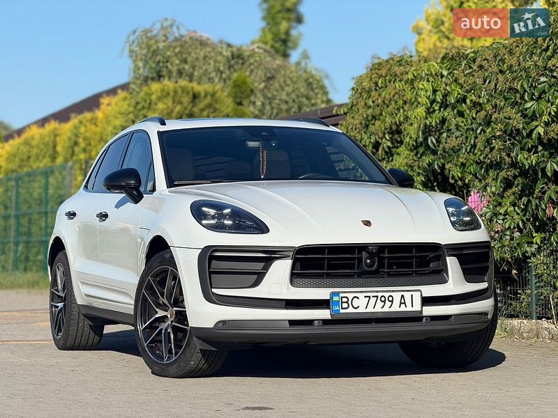 Позашляховик / Кросовер Porsche Macan 2022 в Стрию
