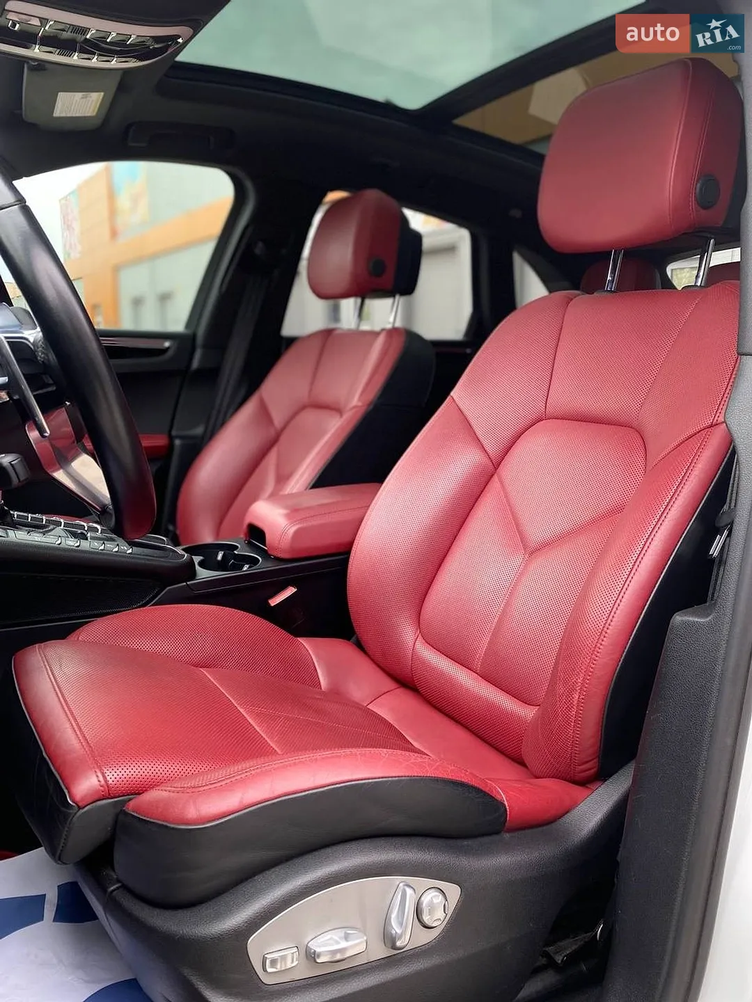 2018 Porsche Macan - мініатюра 22