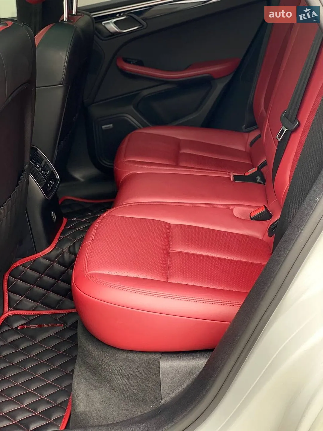 2018 Porsche Macan - мініатюра 46