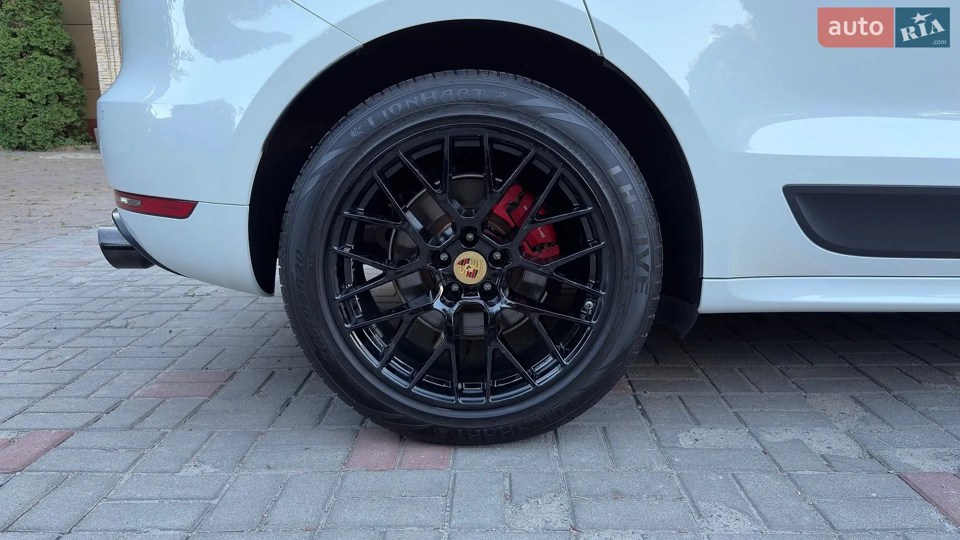 2017 Porsche Macan - мініатюра 12