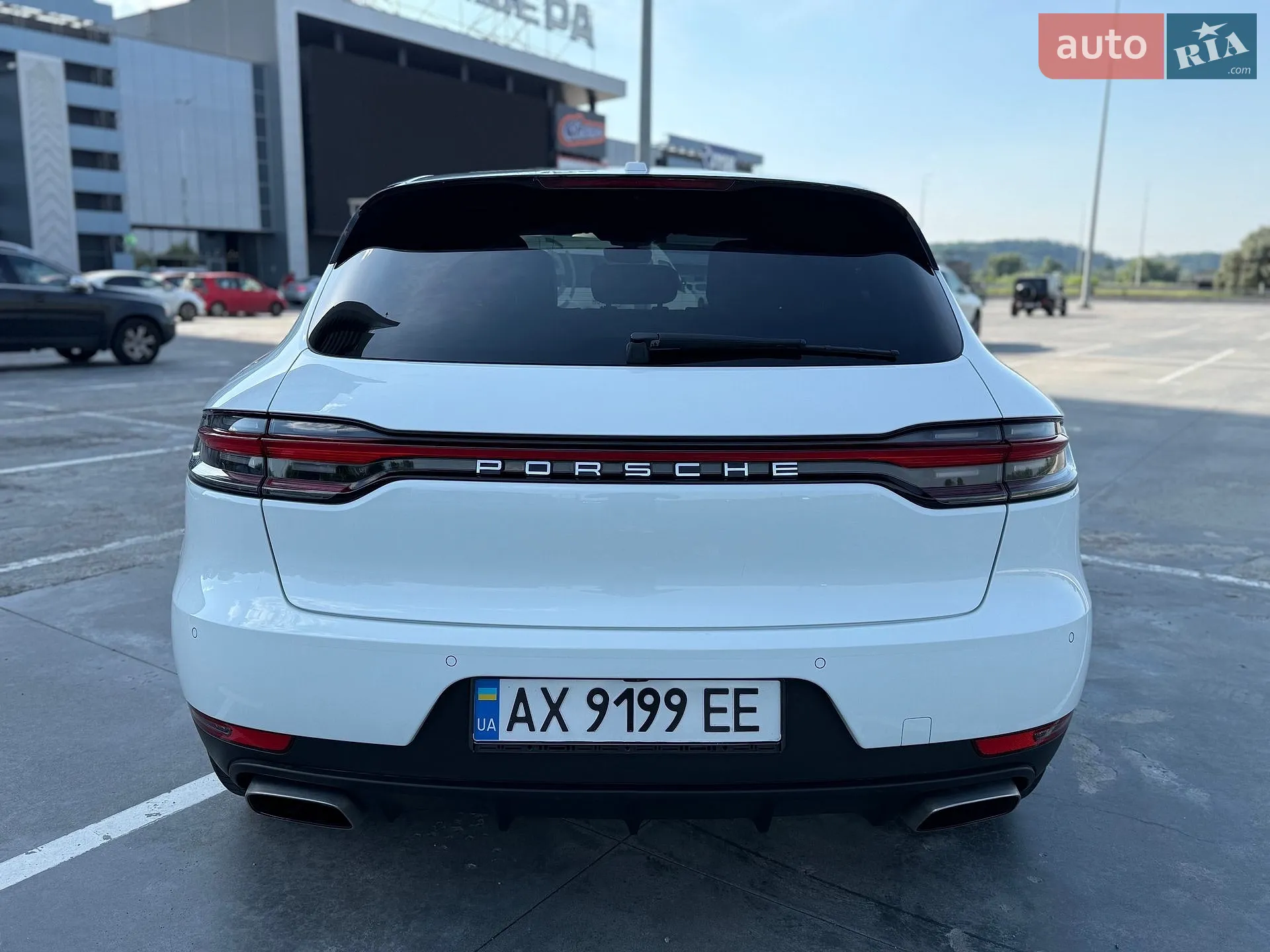 2020 Porsche Macan - мініатюра 12