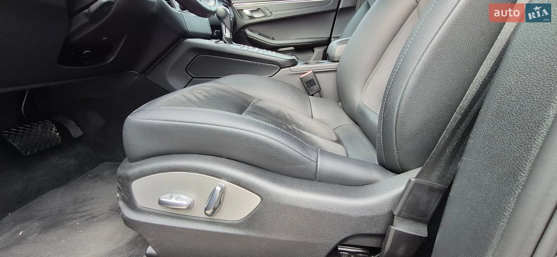 2016 Porsche Macan - мініатюра 19