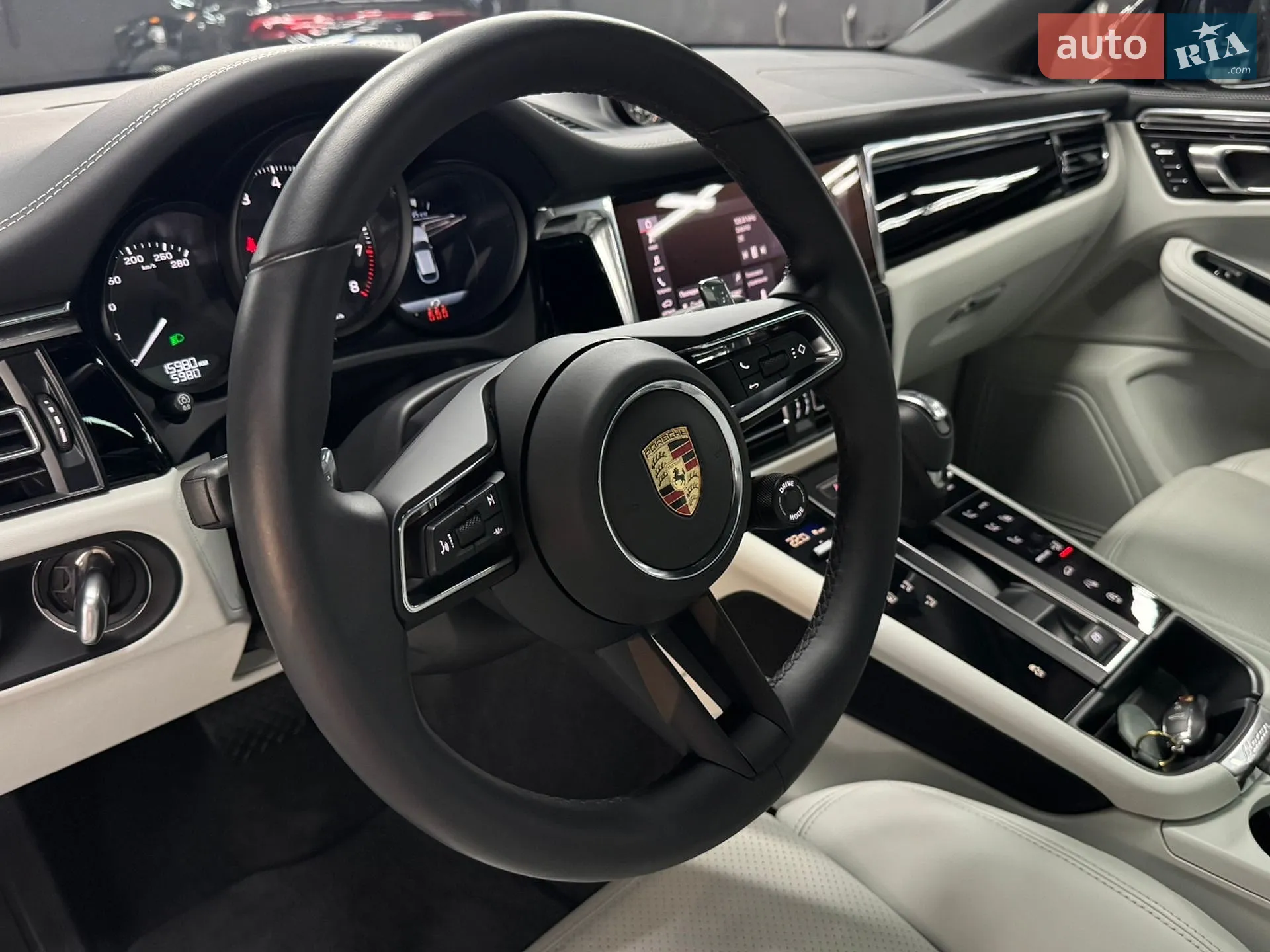2024 Porsche Macan - мініатюра 13