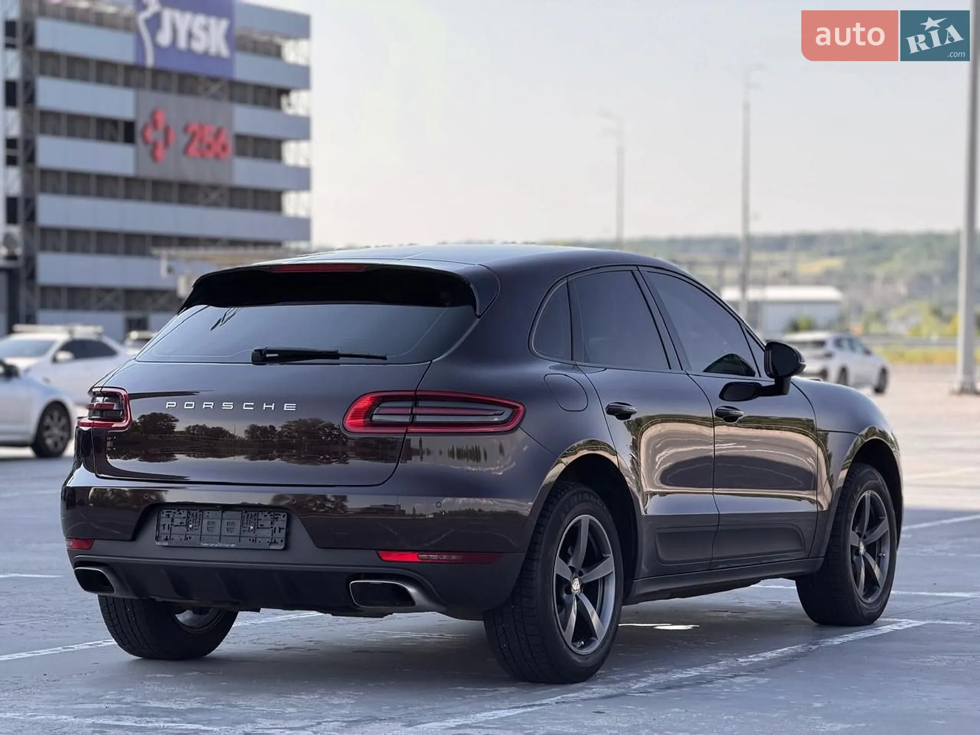 2017 Porsche Macan - мініатюра 6