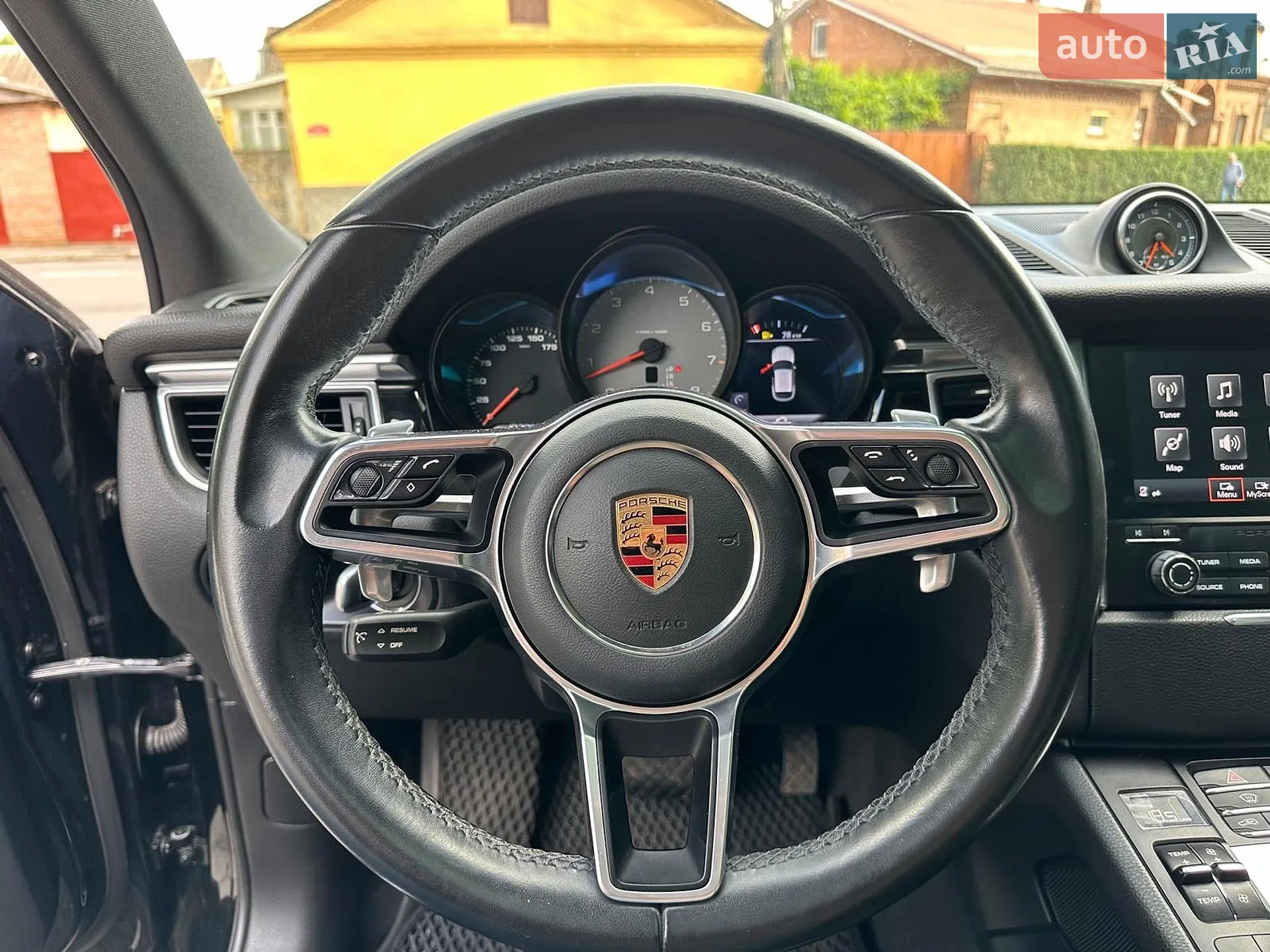 2017 Porsche Macan - мініатюра 33