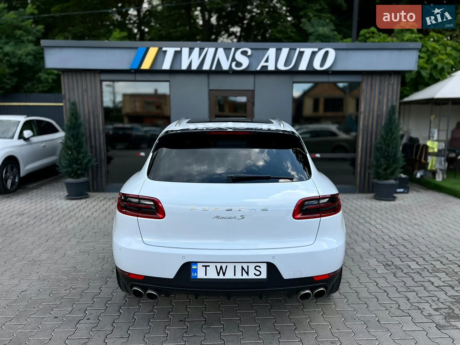 2017 Porsche Macan - мініатюра 21