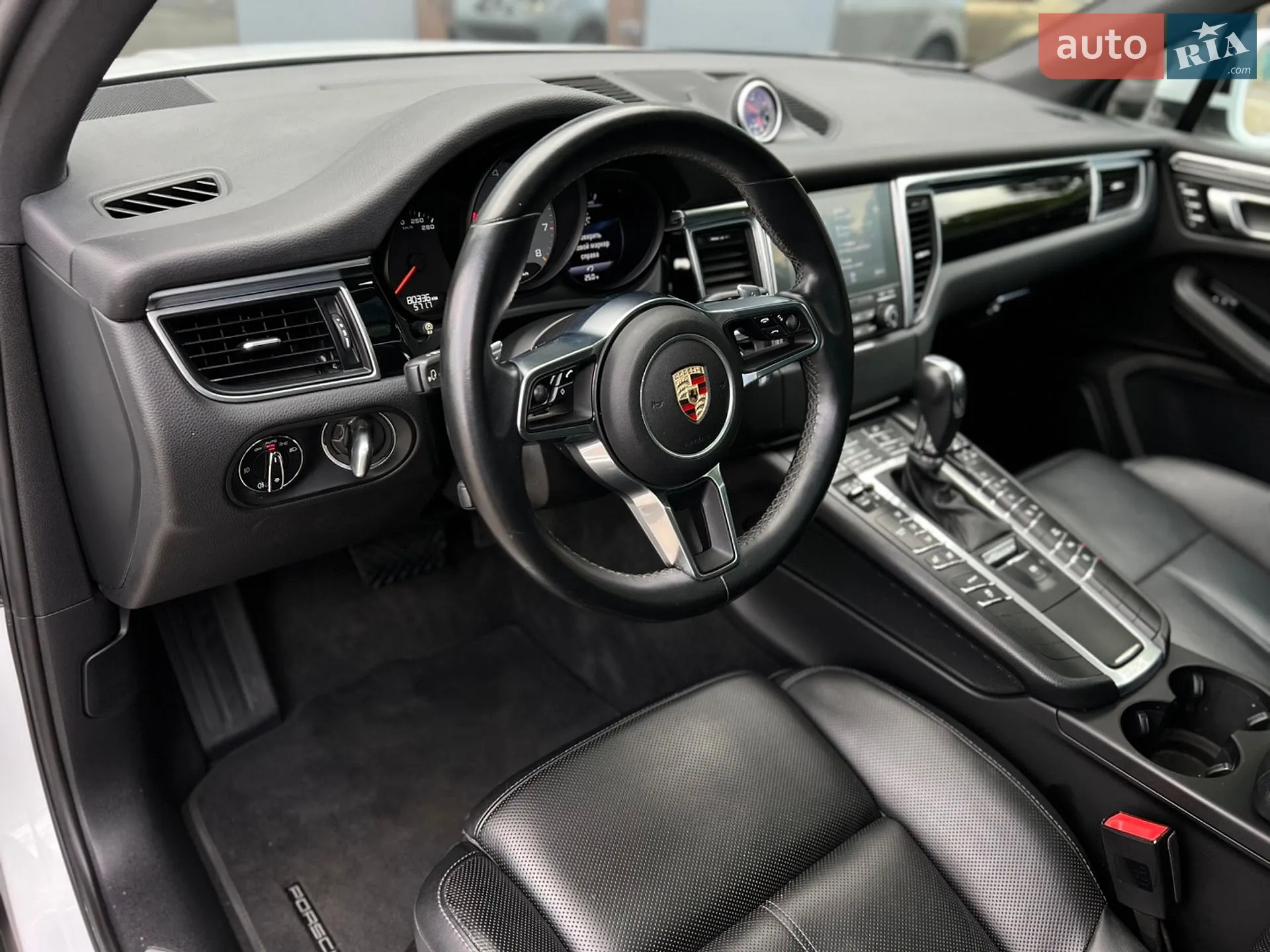 2017 Porsche Macan - мініатюра 25