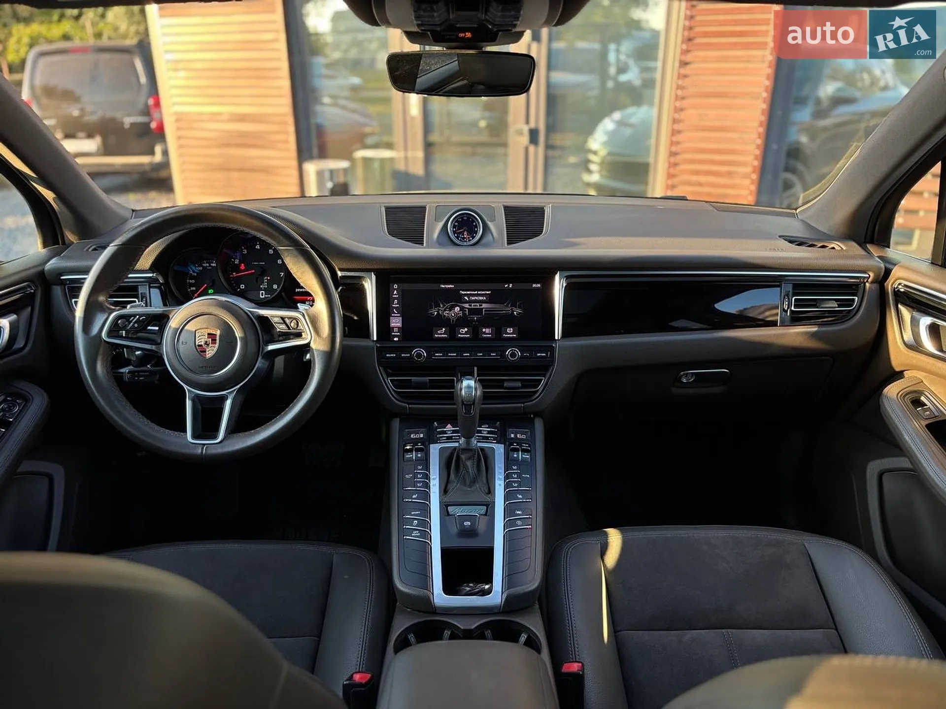 2020 Porsche Macan - мініатюра 11