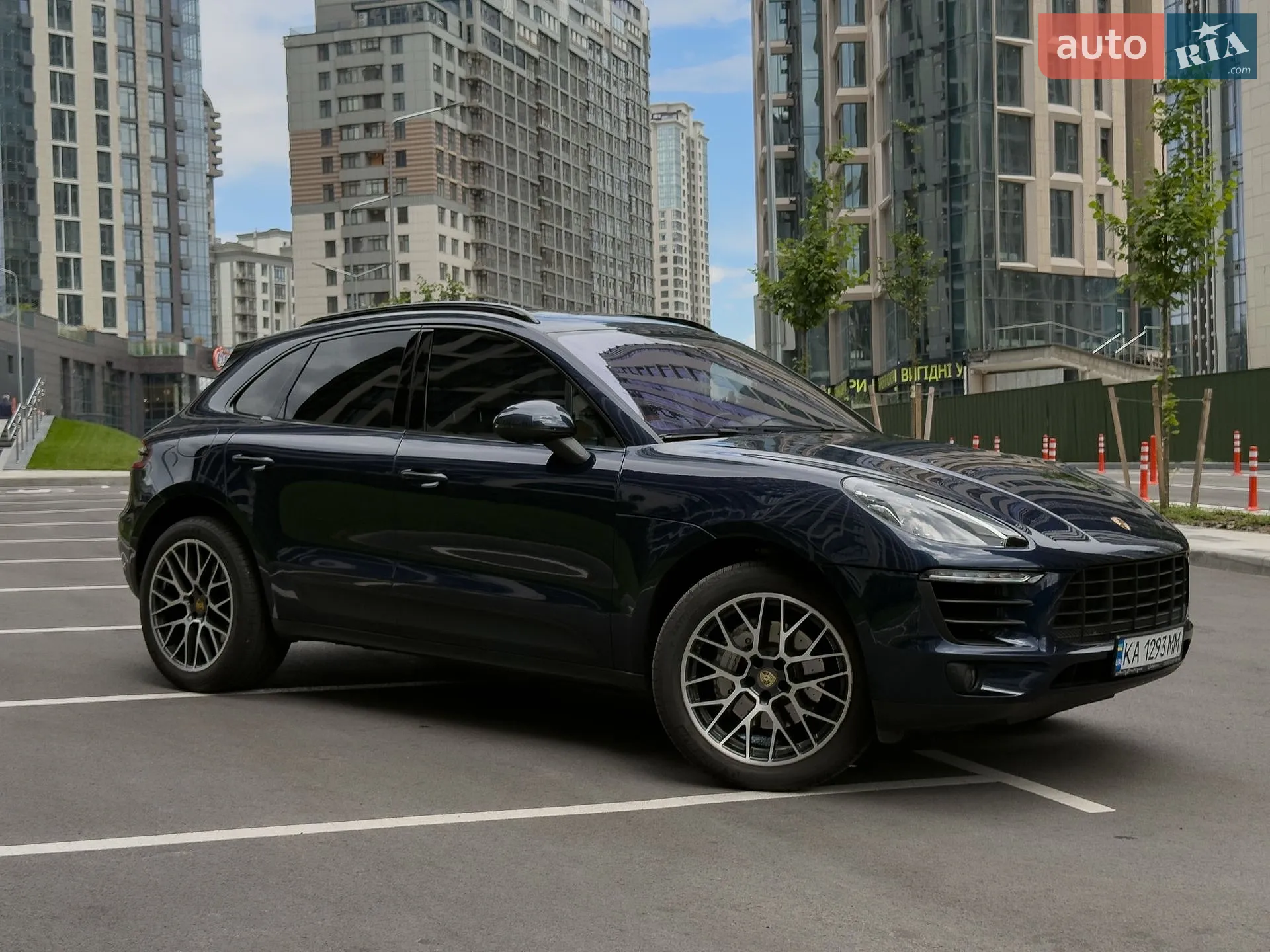 2017 Porsche Macan - мініатюра 11