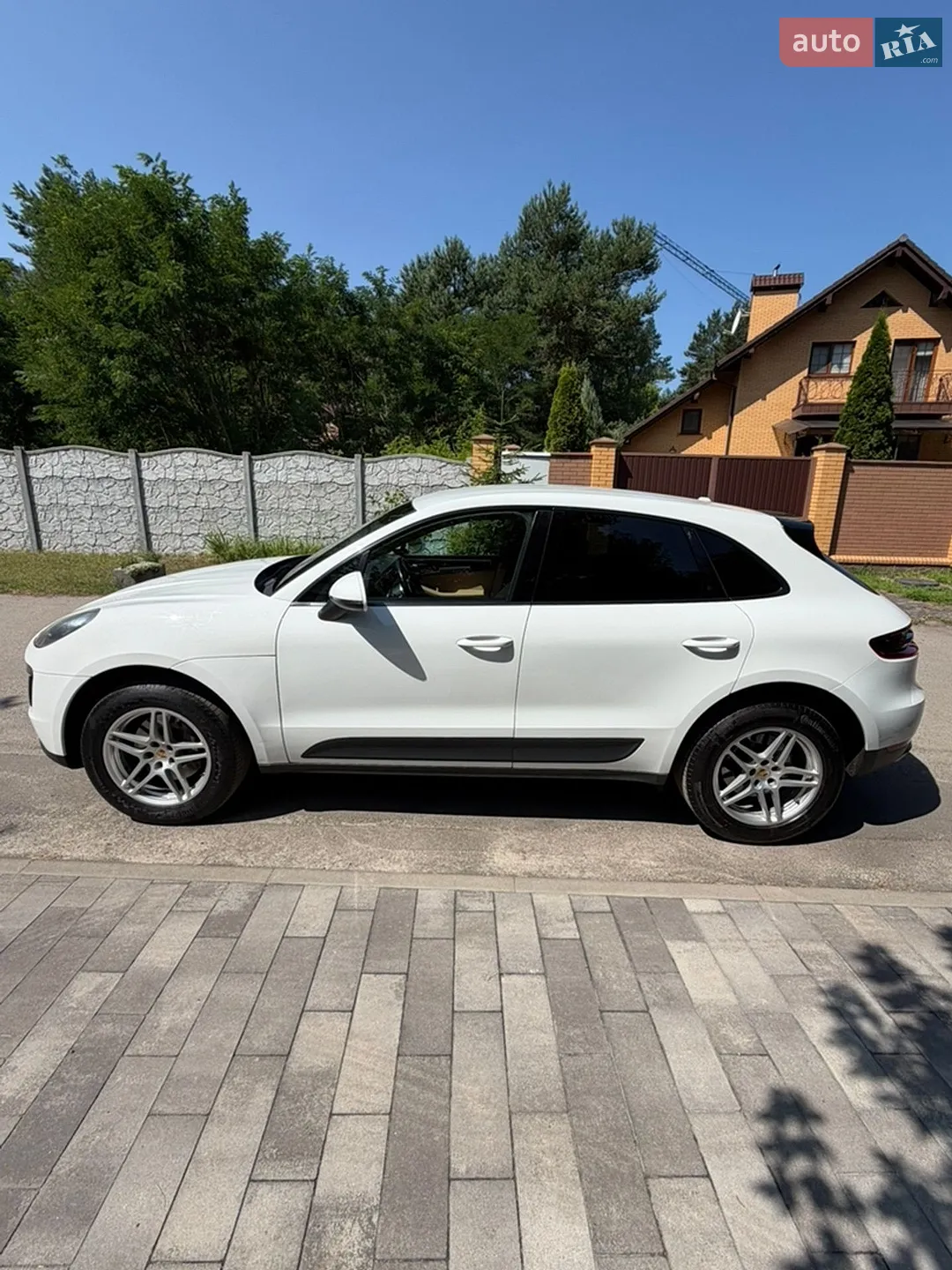 2016 Porsche Macan - мініатюра 9