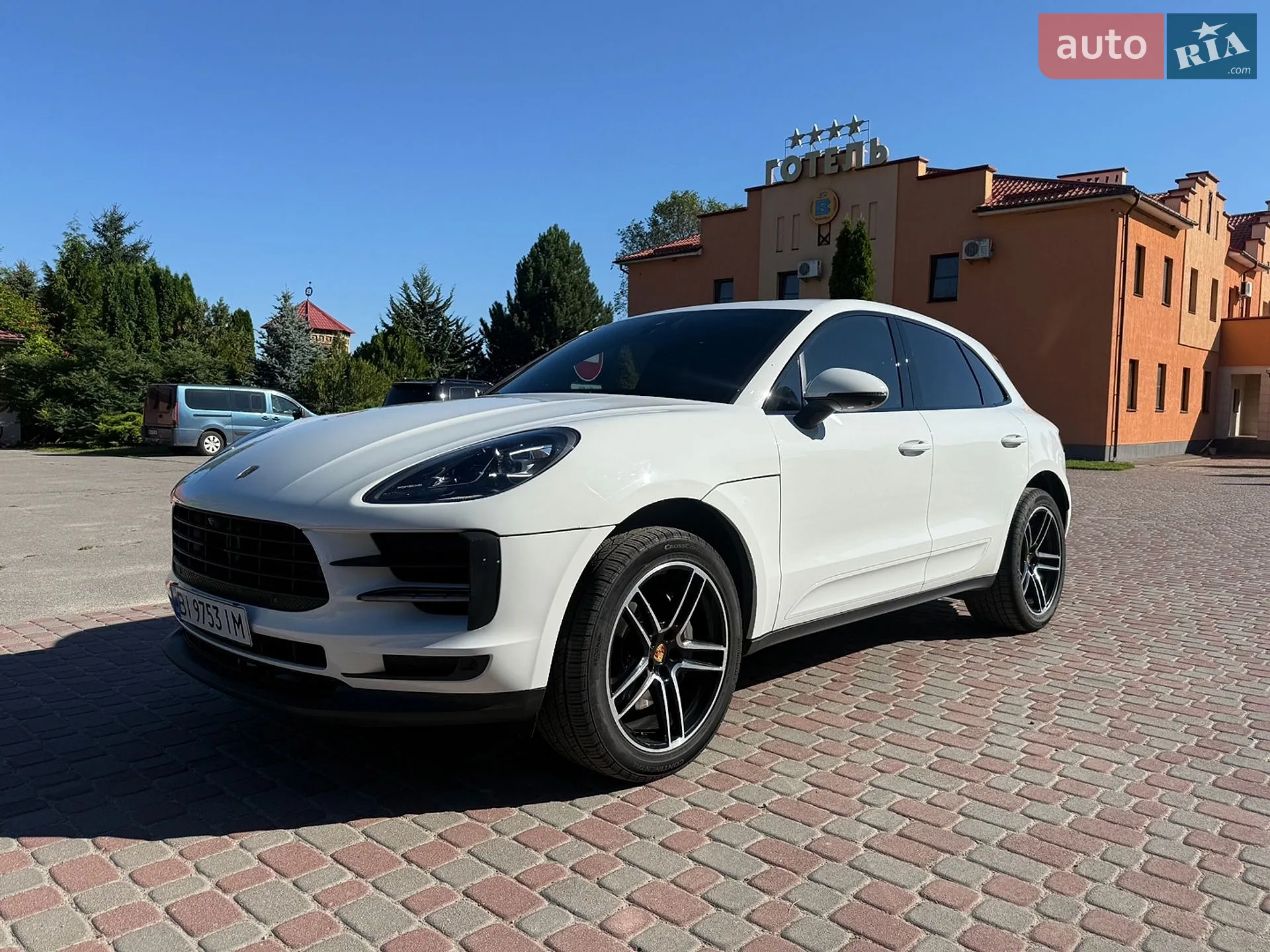2021 Porsche Macan - мініатюра 3
