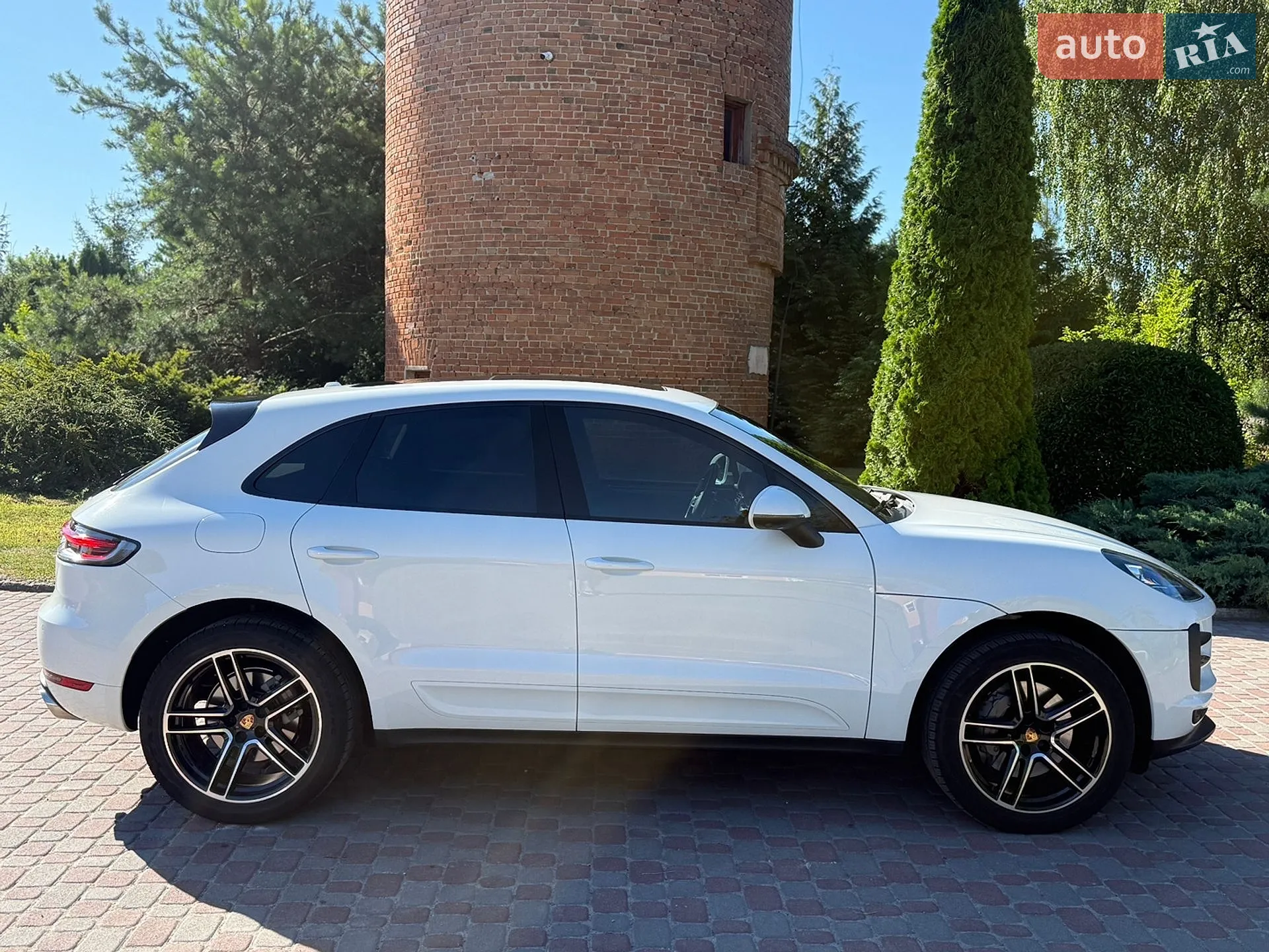 2021 Porsche Macan - фото 1