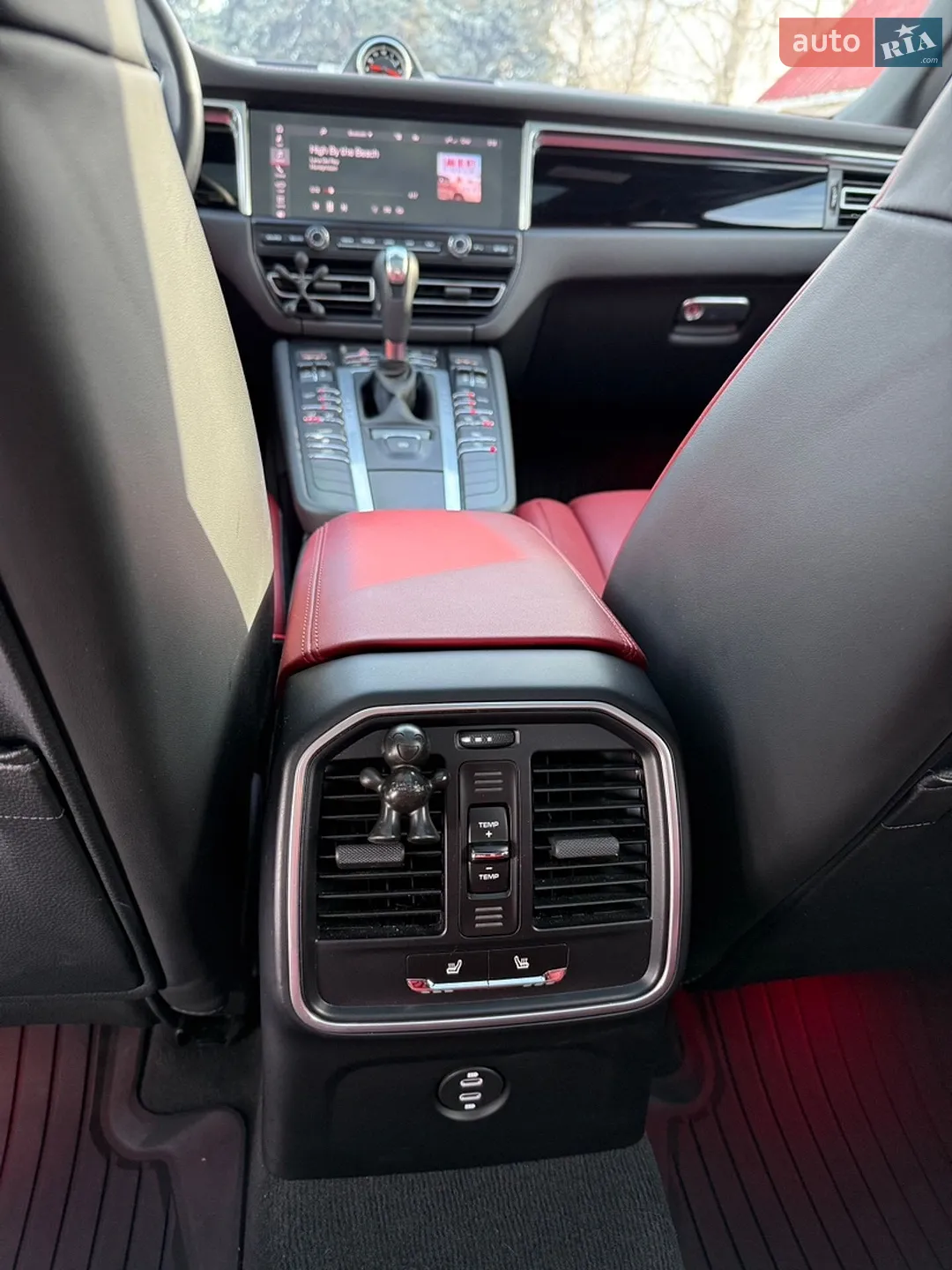 2021 Porsche Macan - мініатюра 26