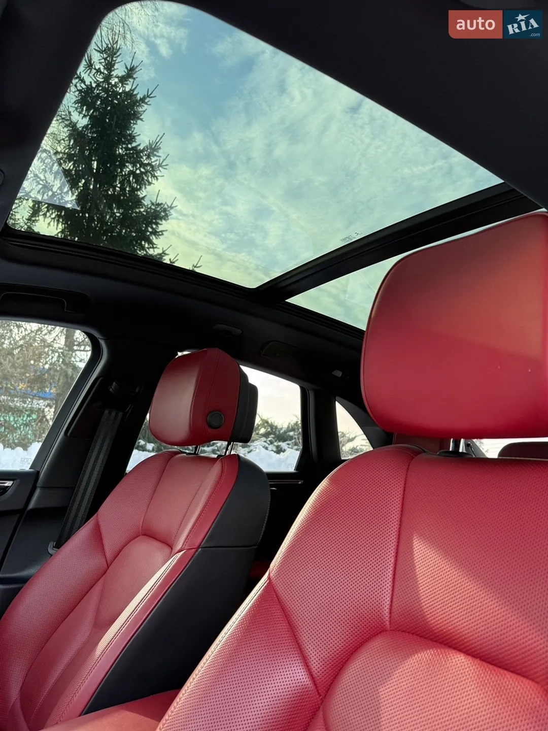 2021 Porsche Macan - мініатюра 30