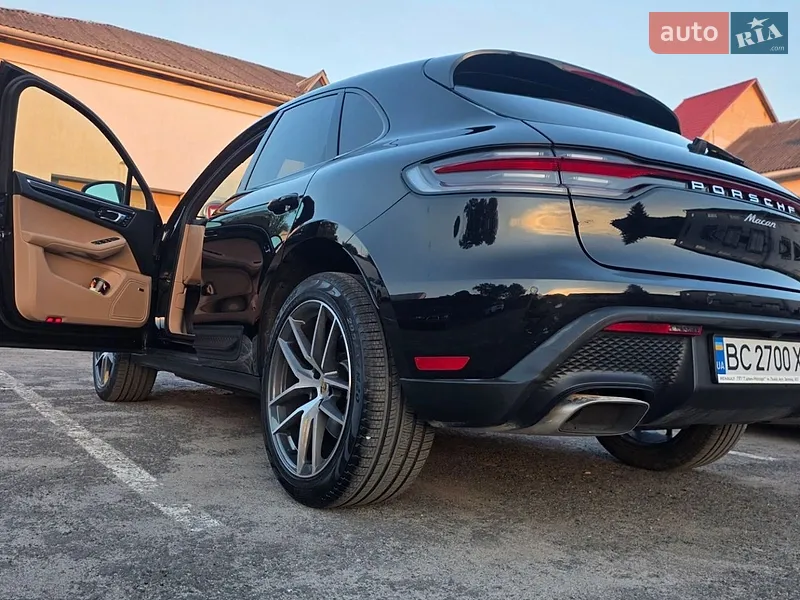 Porsche Macan 2024