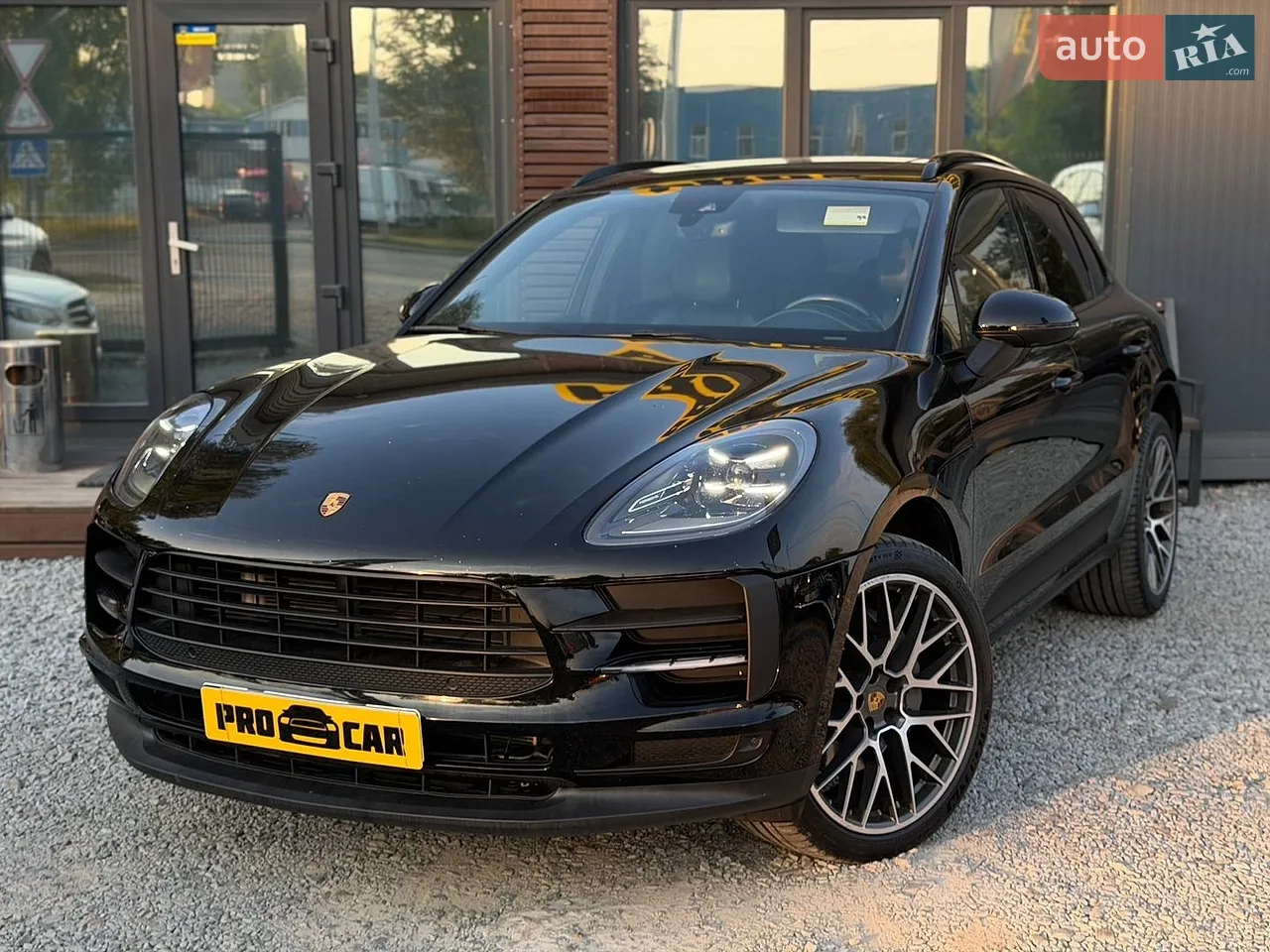 2021 Porsche Macan - мініатюра 15
