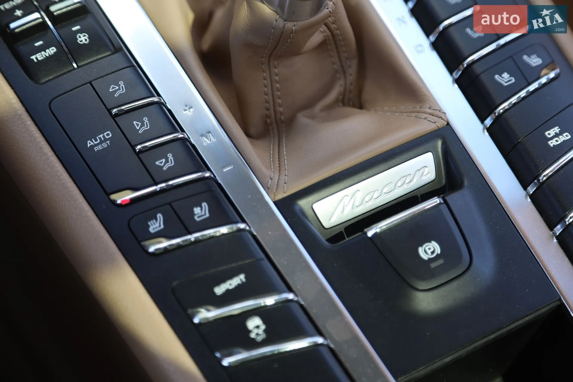 2015 Porsche Macan - мініатюра 24
