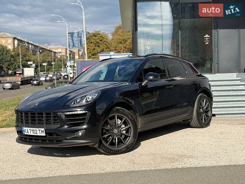 Позашляховик / Кросовер Porsche Macan 2017 в Києві