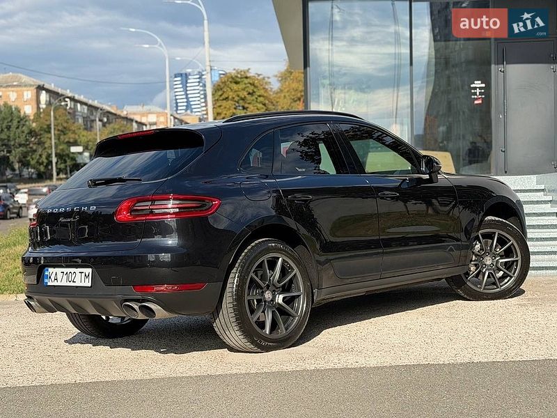 Позашляховик / Кросовер Porsche Macan 2017 в Києві
