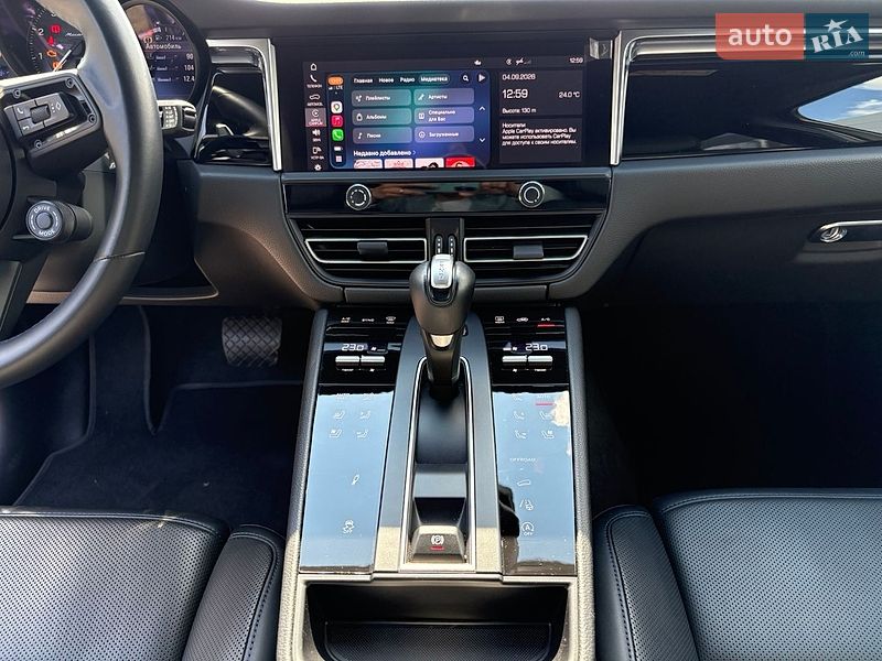 Позашляховик / Кросовер Porsche Macan 2023 в Києві