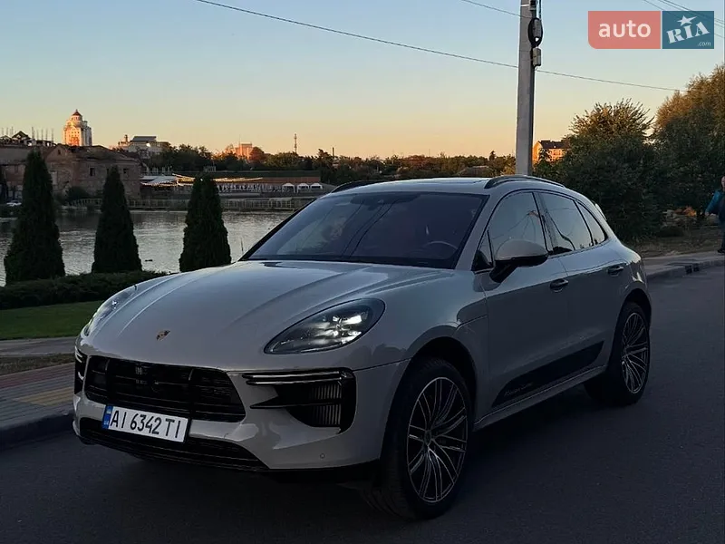 Porsche Macan 2020