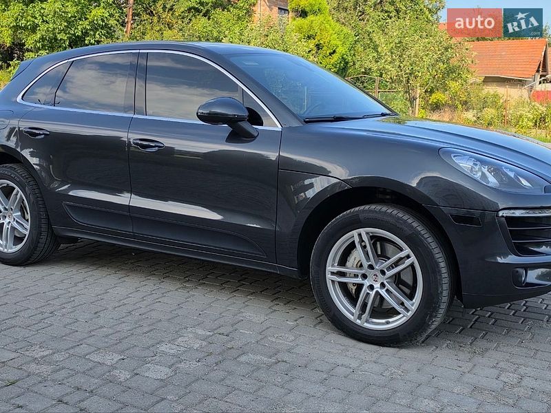 Позашляховик / Кросовер Porsche Macan 2018 в Коломиї