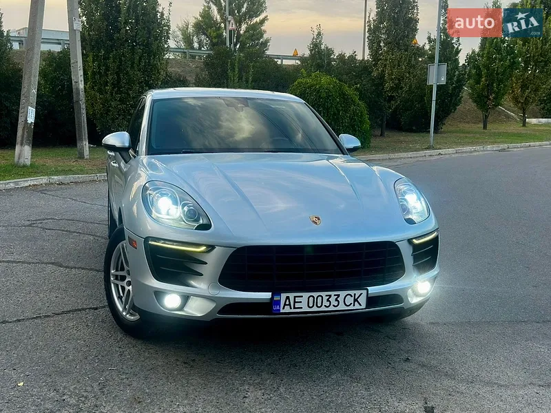 Porsche Macan 2016