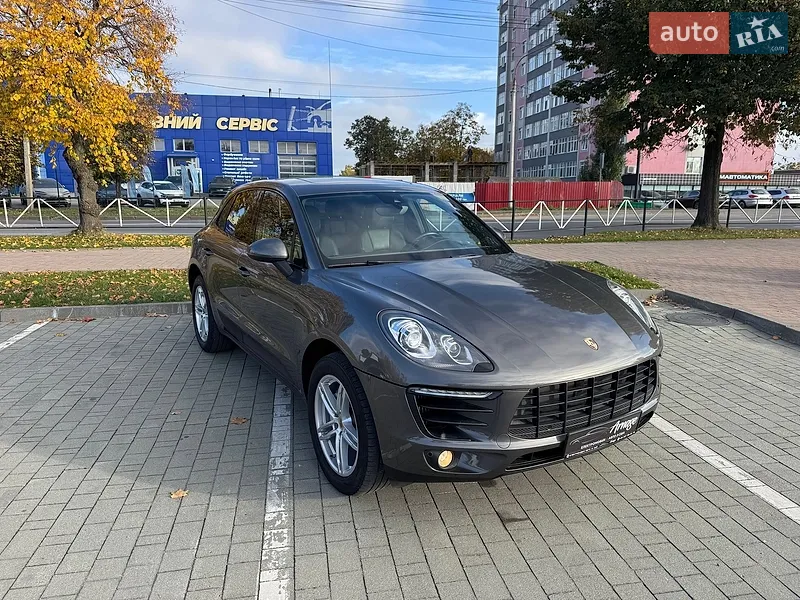 Porsche Macan