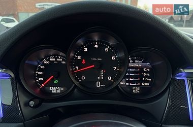 Внедорожник / Кроссовер Porsche Macan 2016 в Киеве