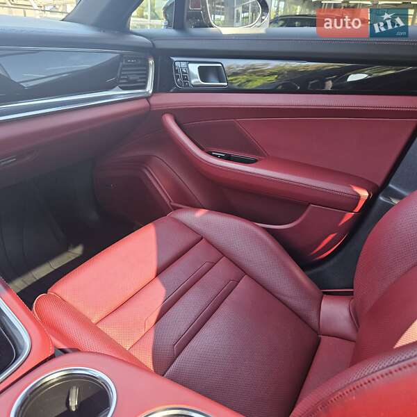 Универсал Porsche Panamera Sport Turismo 2019 в Луцке фото 46 Универсал Porsche Panamera Sport Turismo 2019 в Луцке