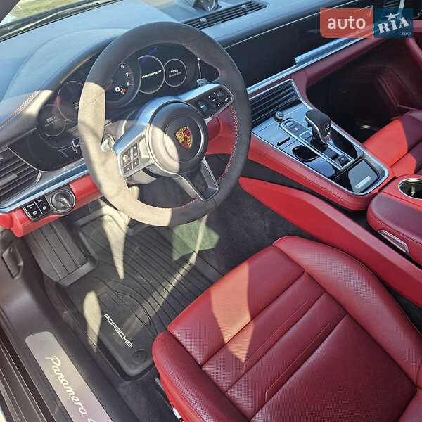 Универсал Porsche Panamera Sport Turismo 2019 в Луцке фото 49 Универсал Porsche Panamera Sport Turismo 2019 в Луцке