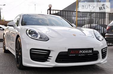 Седан Porsche Panamera 2014 в Одессе
