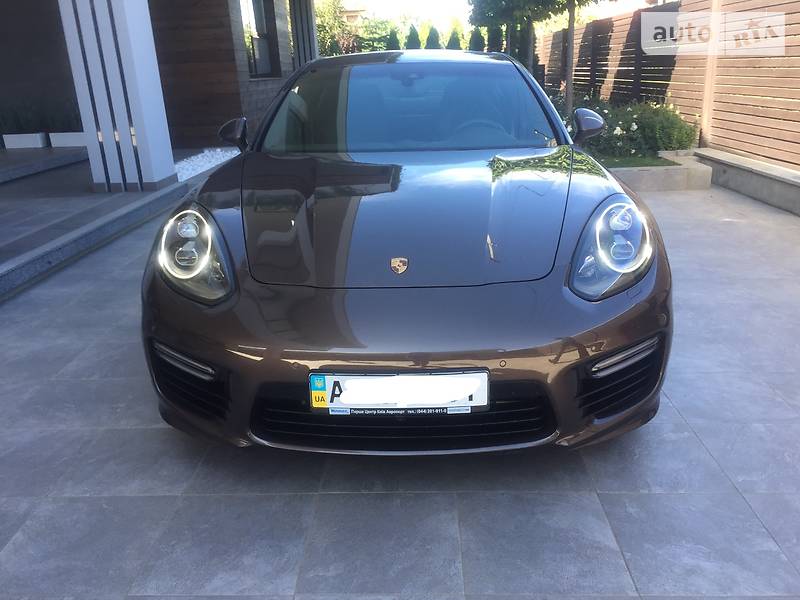  Porsche Panamera 2016 в Киеве