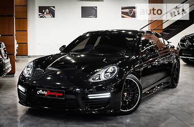 Седан Porsche Panamera 2014 в Одессе