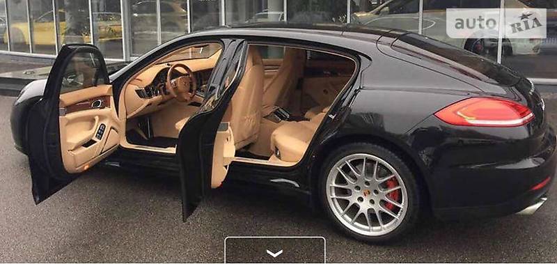 Седан Porsche Panamera 2013 в Днепре