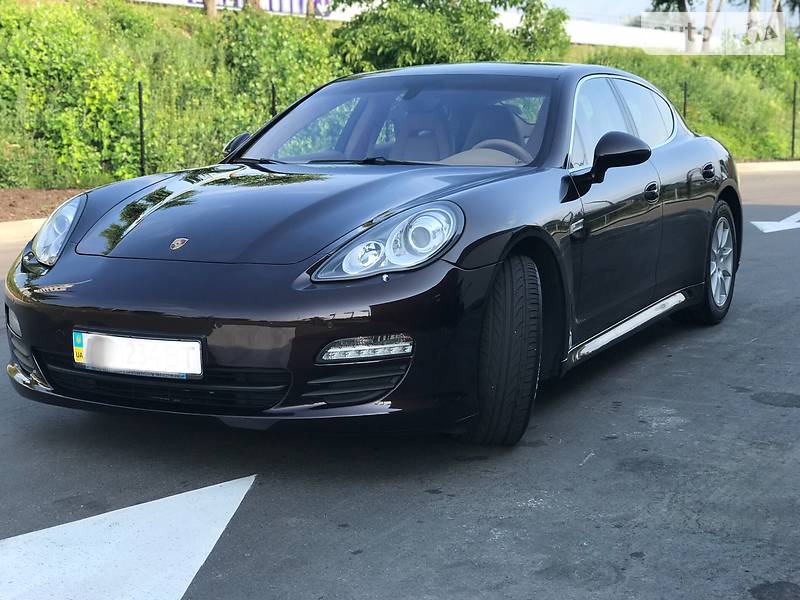  Porsche Panamera 2010 в Киеве