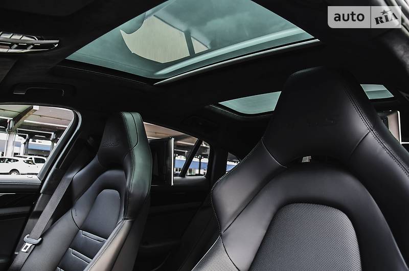 Porsche Panamera 2017 в Киеве