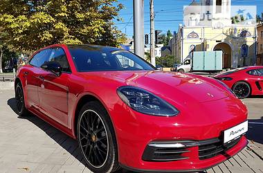 Универсал Porsche Panamera 2017 в Одессе