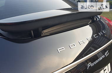 Другие легковые Porsche Panamera 2013 в Киеве