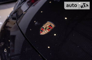 Хетчбек Porsche Panamera 2014 в 