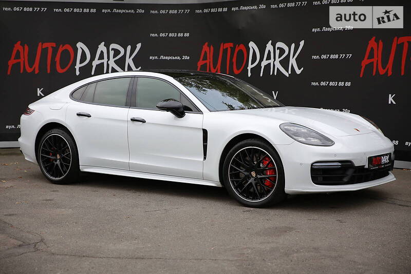 Ліфтбек Porsche Panamera 2016 в 